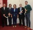La Decana con los nuevos colegiados