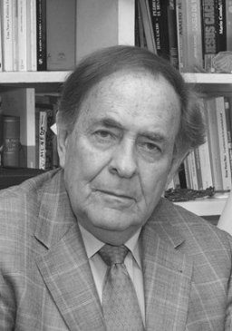 El Profesor D. Ramón Tamames