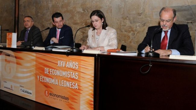 Presentación-D. Dionisio Domínguez, D. Juan Pablo García, Dña. Nuria González y D. José Villaverde